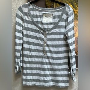 Abercrombie & Fitch top